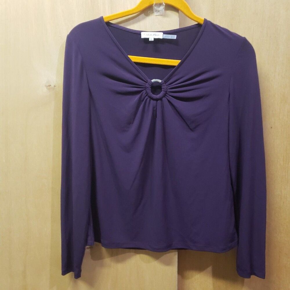Calvin Klein women's long-sleeve topplum color w metal ring detail @neckline Sml